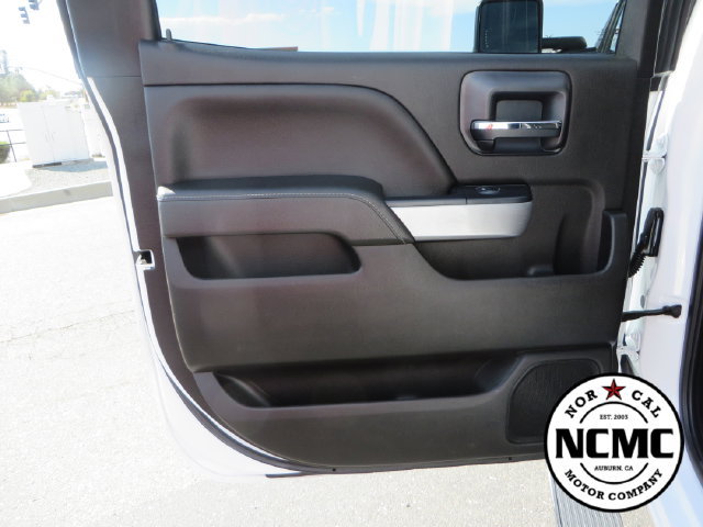Used 2019 Chevrolet Silverado 2500 LTZ w/ Duramax Plus Package AWD/4WD image 48
