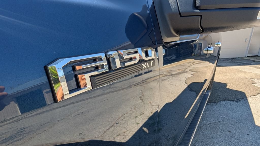 Used 2020 Ford F150 XLT w/ Equipment Group 302A Luxury AWD/4WD image 23