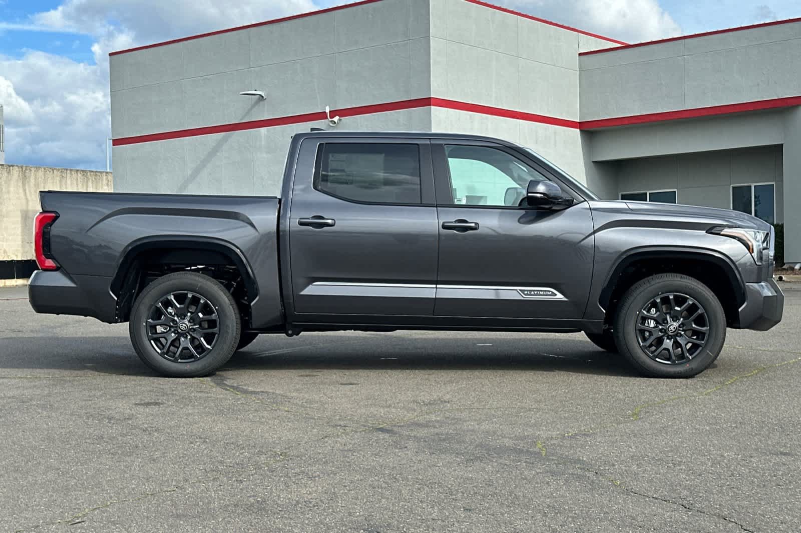 New 2026 Toyota Tundra Platinum AWD/4WD image 8