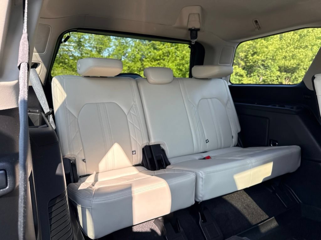 Used 2019 Ford Expedition Platinum AWD/4WD image 14