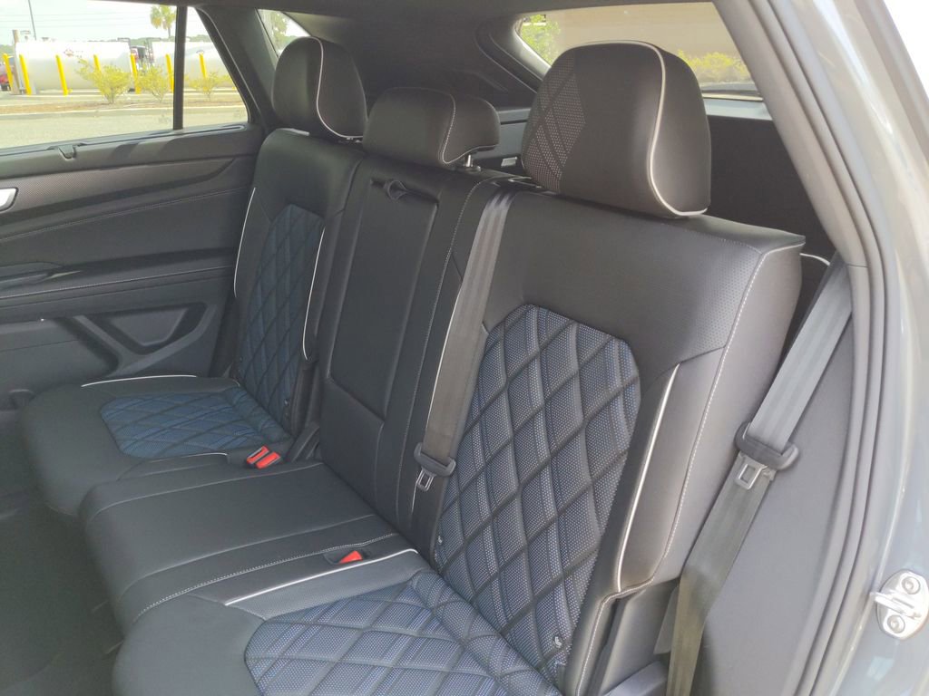 New 2025 Volkswagen Atlas Cross Sport SEL Premium R-Line image 26