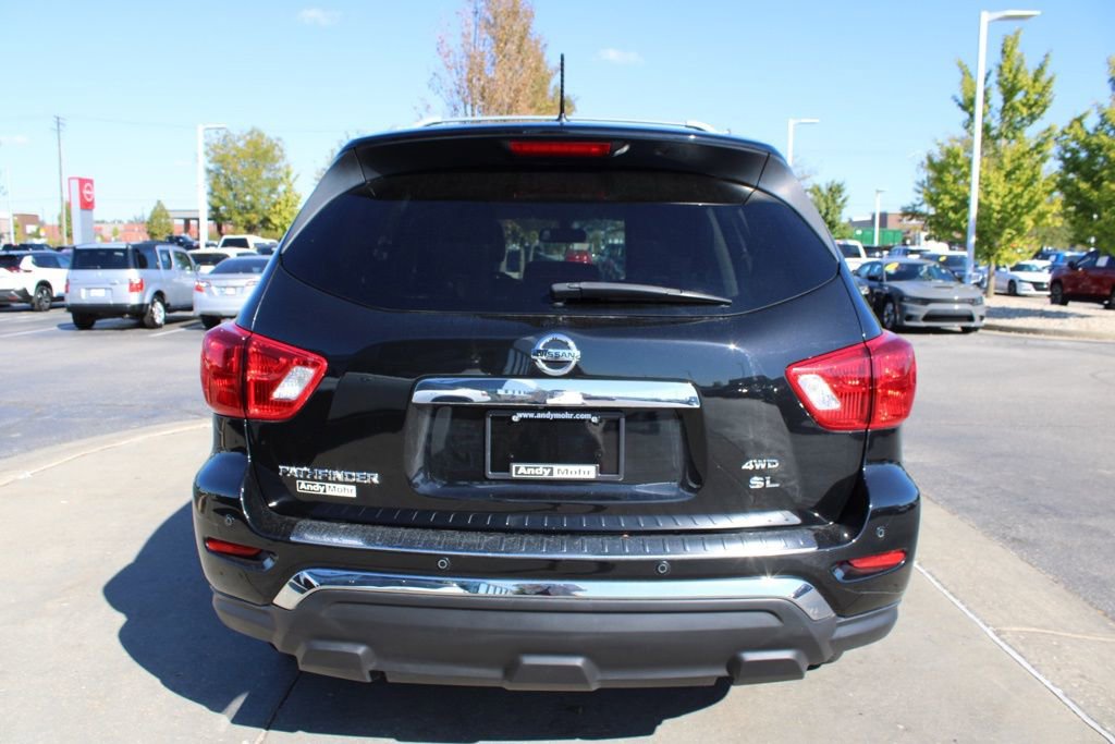 Used 2018 Nissan Pathfinder SL w/ Cargo Package image 8