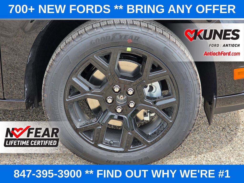 New 2026 Ford Maverick Lobo AWD/4WD image 11