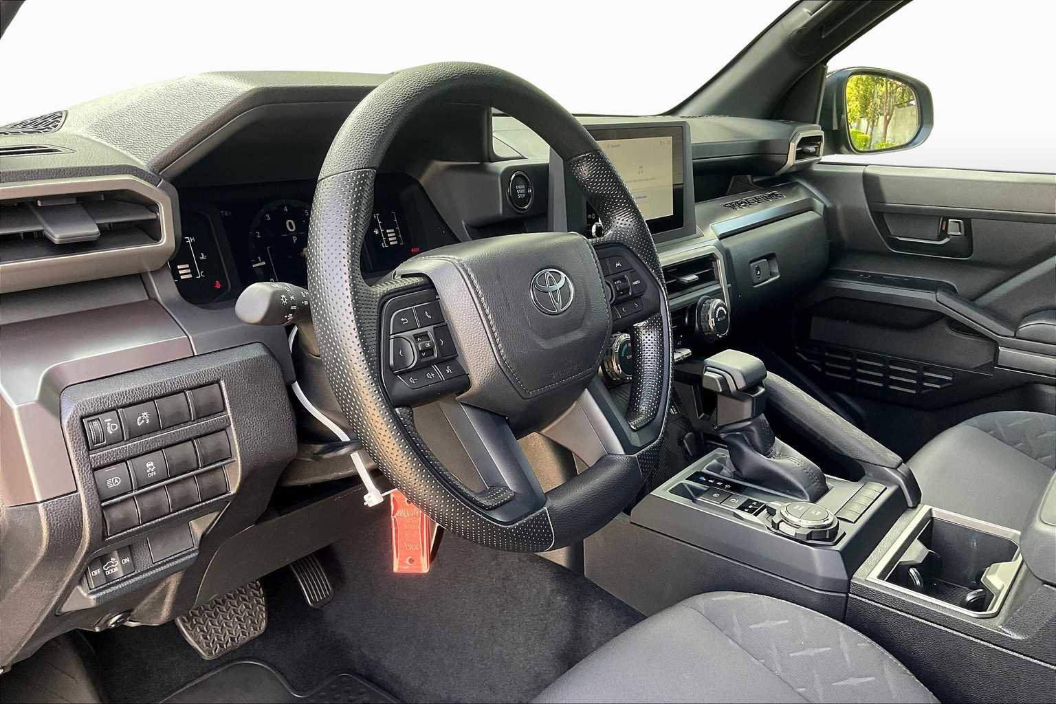 Used 2025 Toyota Tacoma SR5 image 16