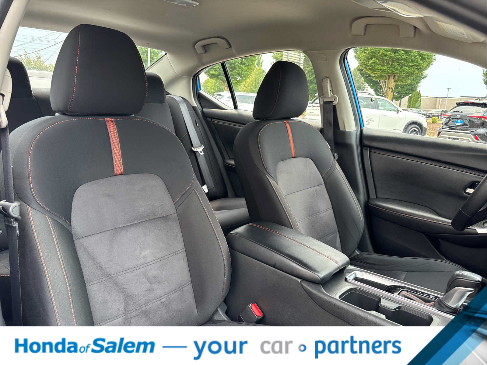 Used 2025 Nissan Sentra SR FWD image 14