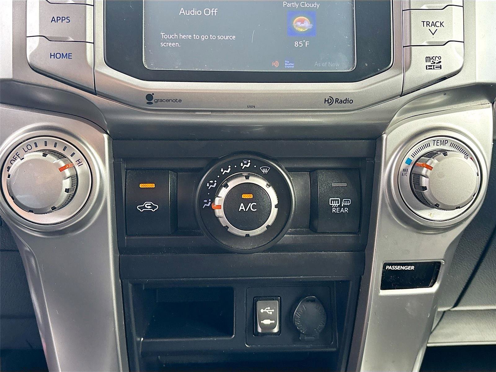 Used 2014 Toyota 4Runner SR5 Premium image 16