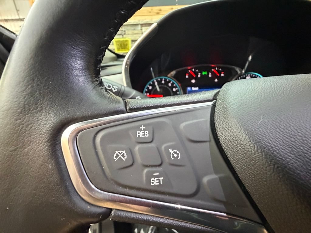 Used 2019 Chevrolet Equinox LT AWD/4WD image 42