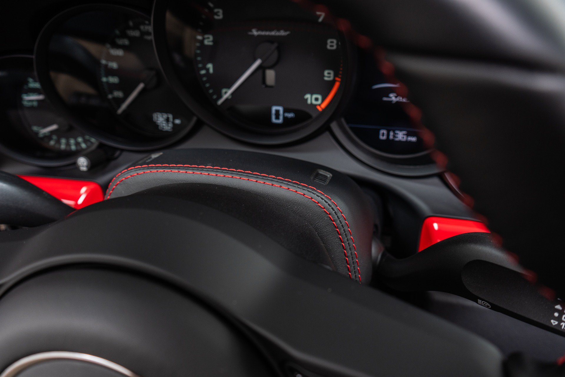 Used 2019 Porsche 911 Speedster RWD image 30