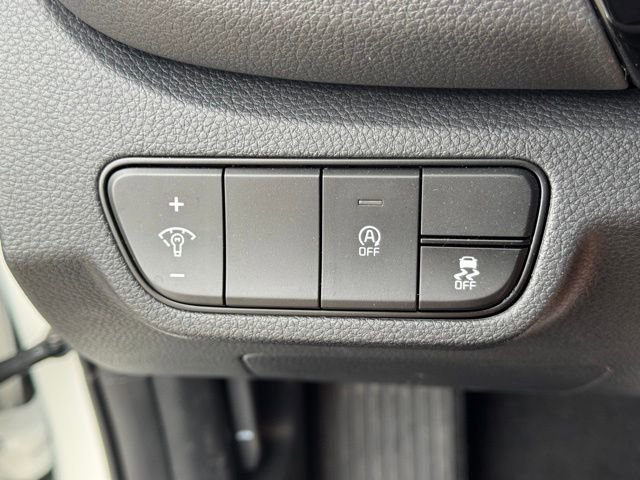 Certified 2025 Kia Seltos S FWD image 24