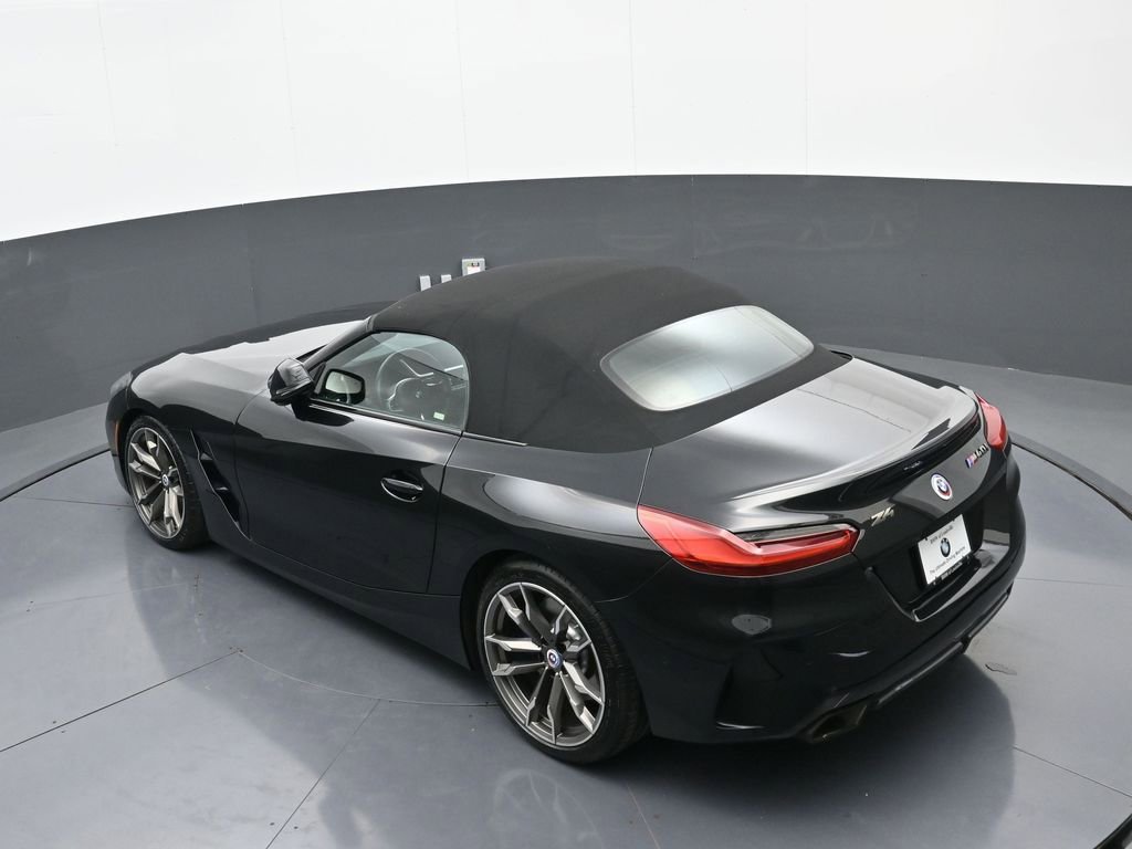 Used 2023 BMW Z4 M40i w/ Premium Package image 31