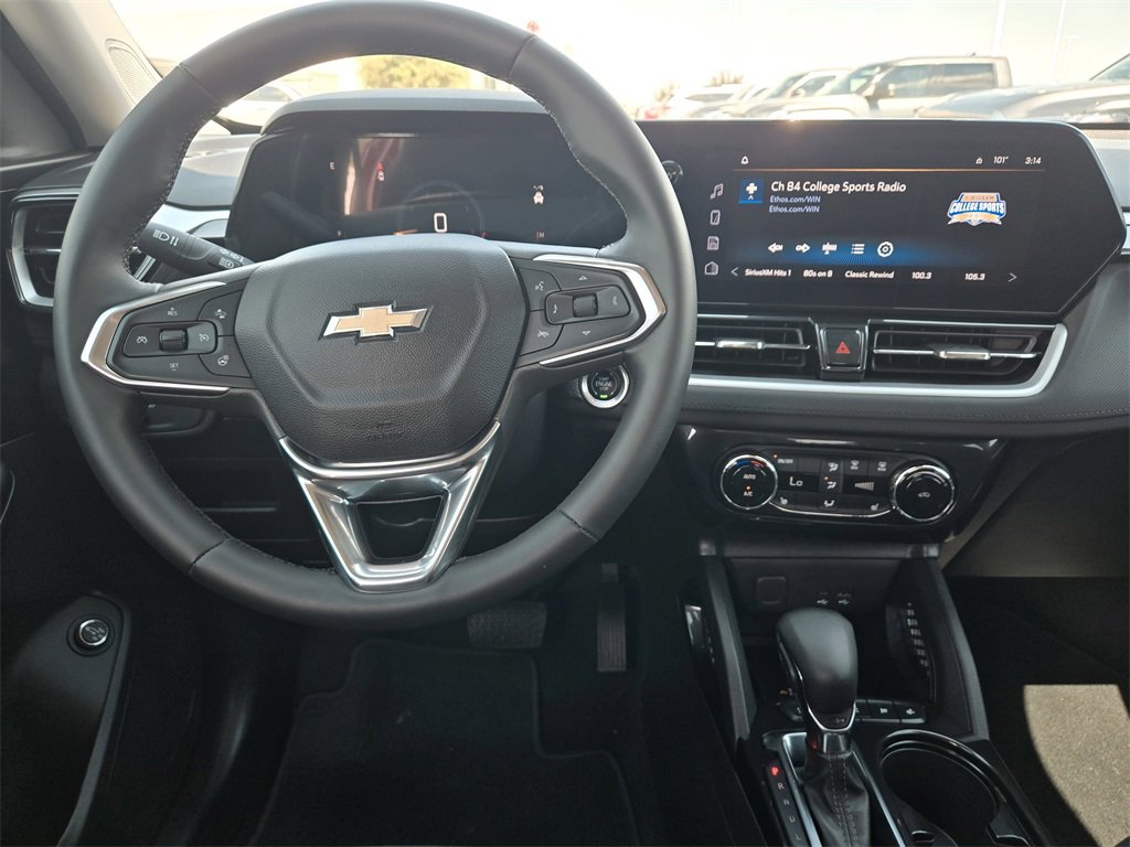 Used 2024 Chevrolet TrailBlazer LT w/ Convenience Package image 11