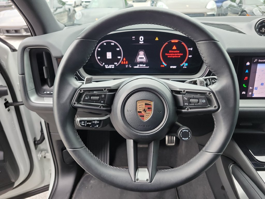 Certified 2026 Porsche Cayenne AWD/4WD image 33