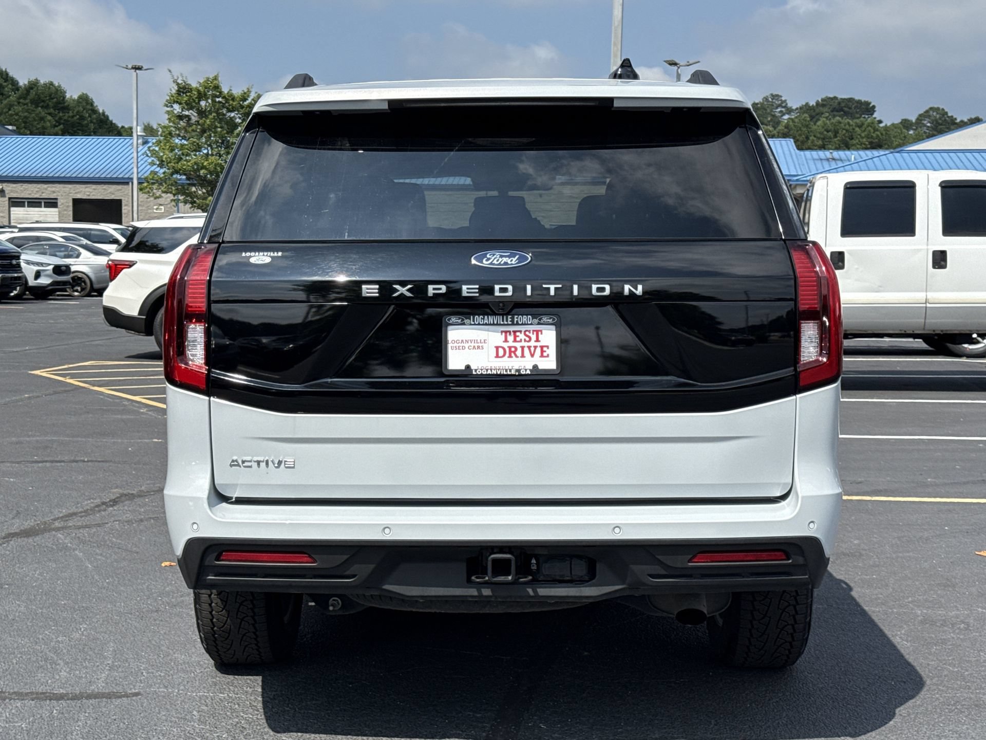 Certified 2025 Ford Expedition Active AWD/4WD image 30