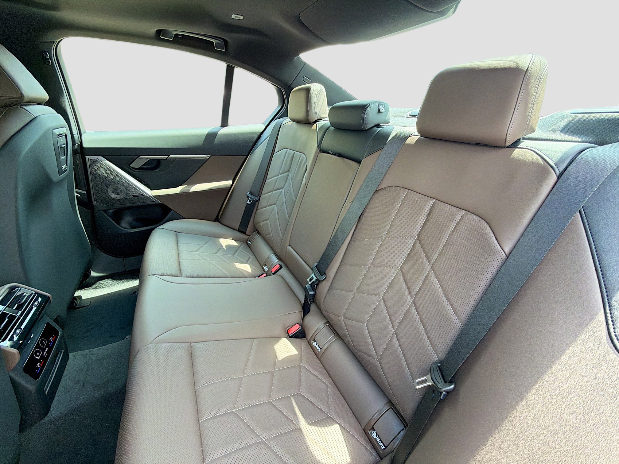 New 2026 BMW i5 eDrive40 image 21