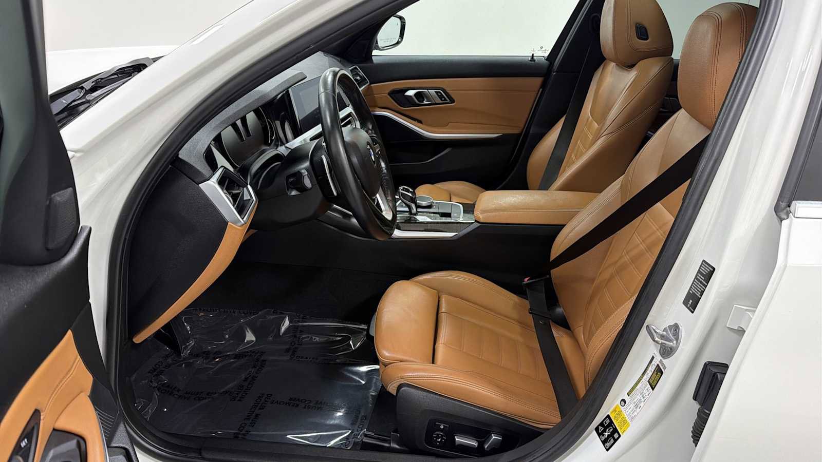 Used 2020 BMW 330i xDrive Sedan w/ Convenience Package image 13