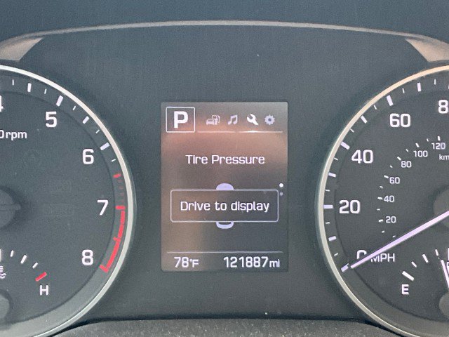 Used 2017 Hyundai Elantra Value Edition FWD image 11