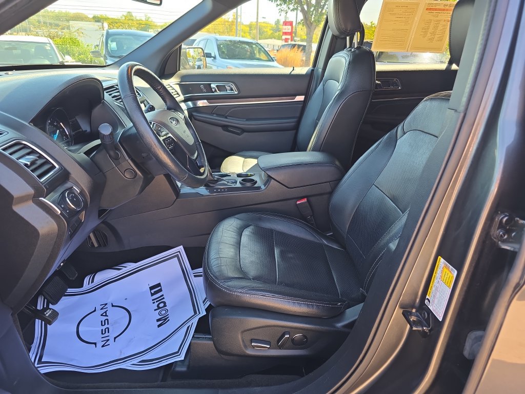 Used 2018 Ford Explorer Limited FWD image 14