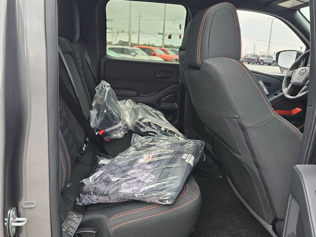 New 2026 Nissan Frontier PRO-4X w/ Tow Package AWD/4WD image 12