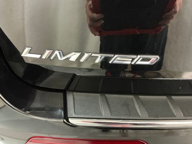 Used 2023 Ford Explorer Limited w/ Hybrid Equipment Group 310A image 6