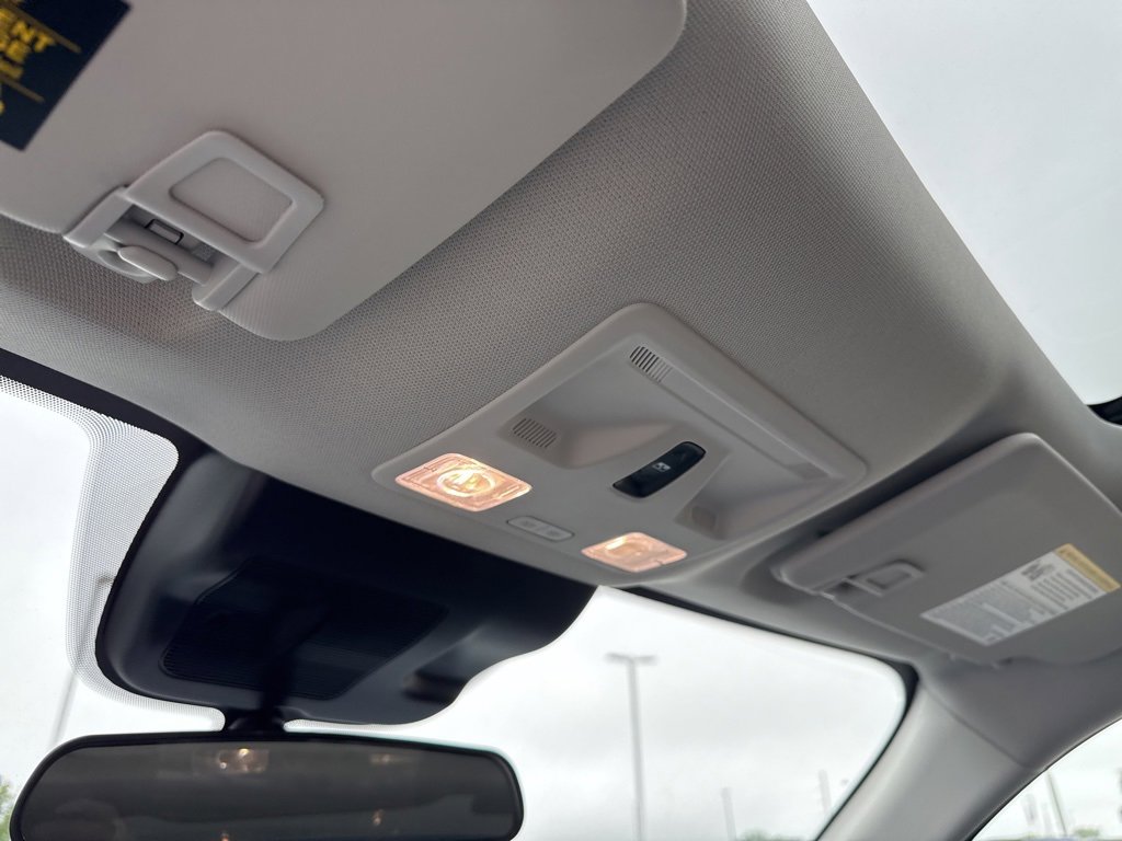 New 2025 Ford Maverick XLT w/ XLT Luxury Package image 33