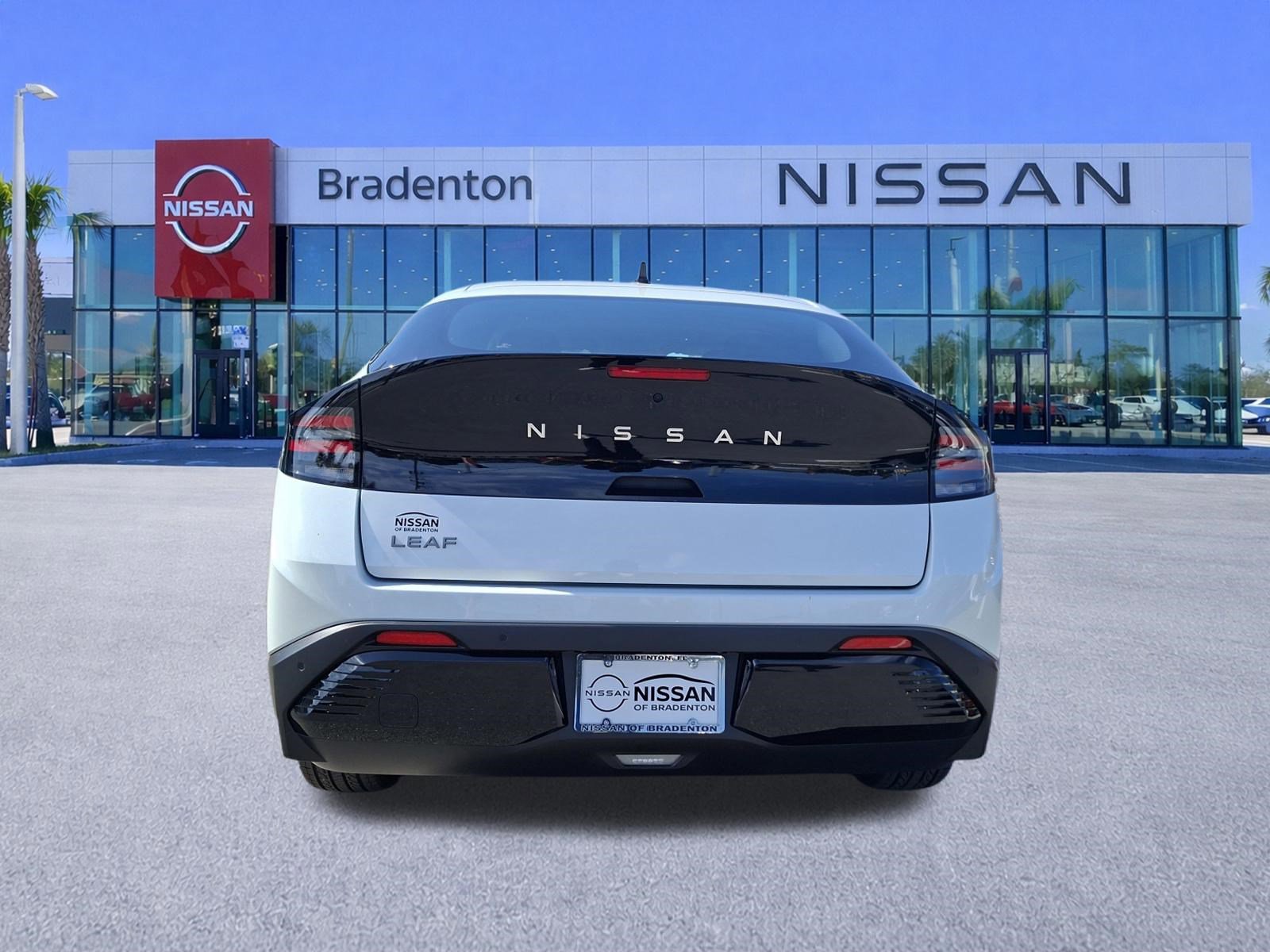 New 2026 Nissan Leaf SV+ image 5