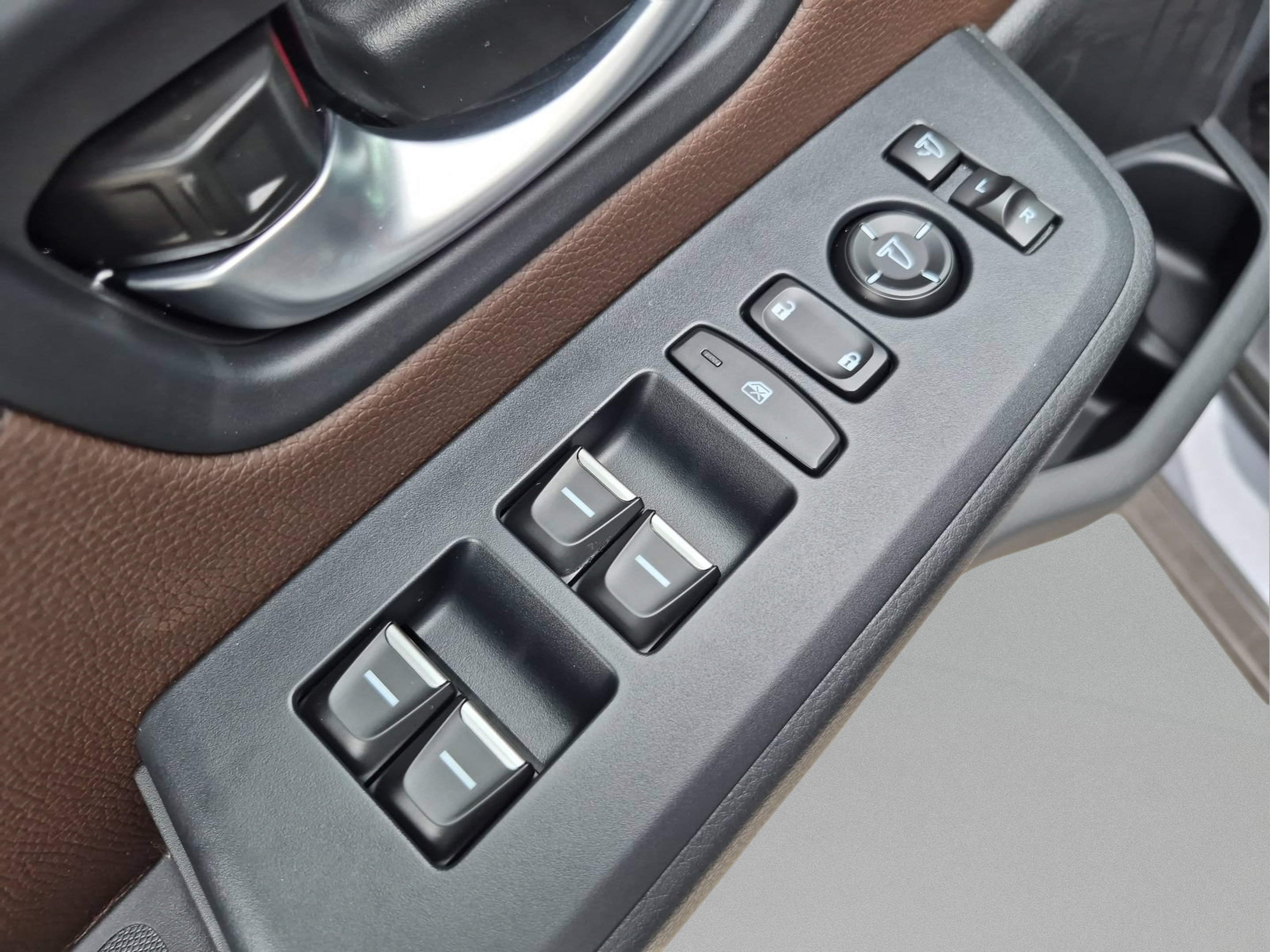New 2026 Honda Pilot image 16