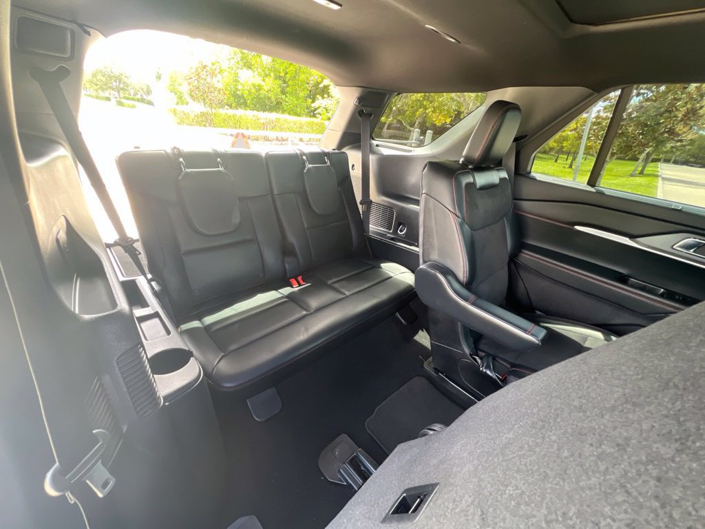 Used 2025 Ford Explorer ST AWD/4WD image 33