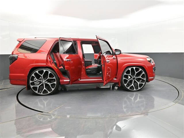 Used 2019 Toyota 4Runner Limited image 28