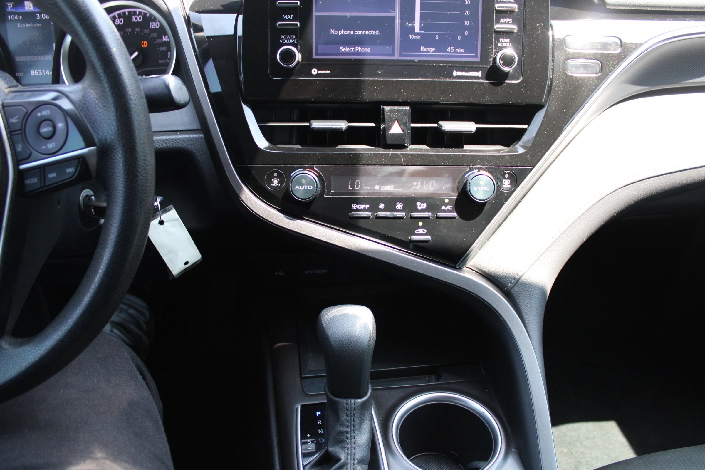 Used 2023 Toyota Camry LE FWD image 15