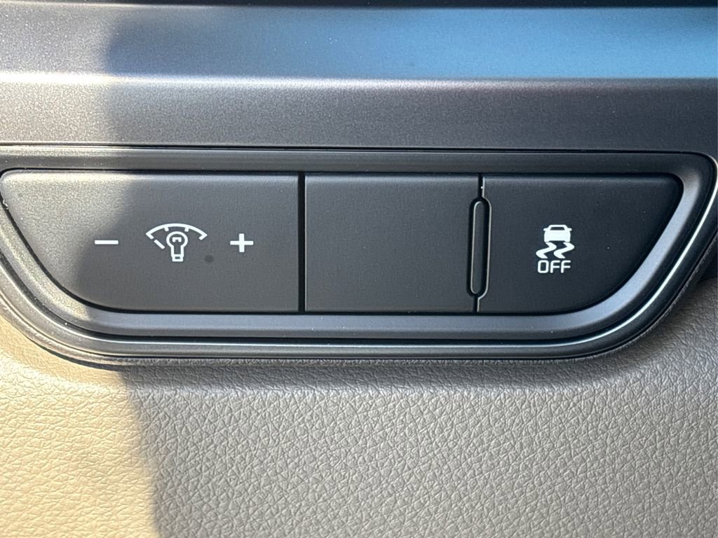 New 2026 Kia Carnival FWD image 27