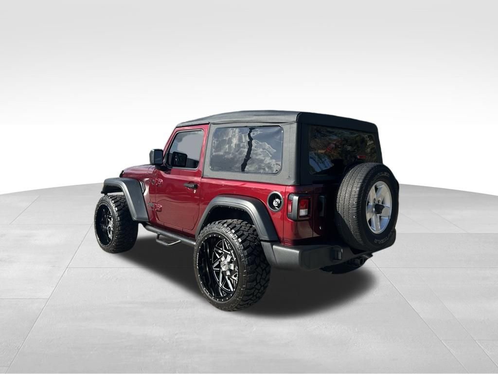 Used 2022 Jeep Wrangler Willys image 3