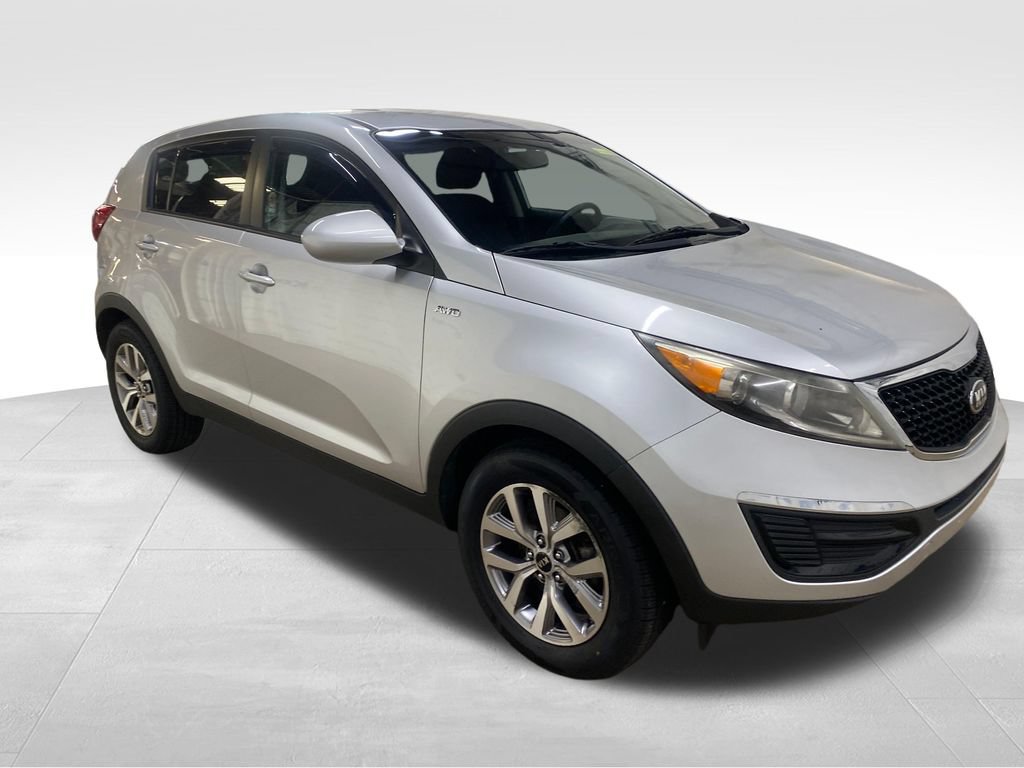 Used 2016 Kia Sportage LX AWD/4WD image 2