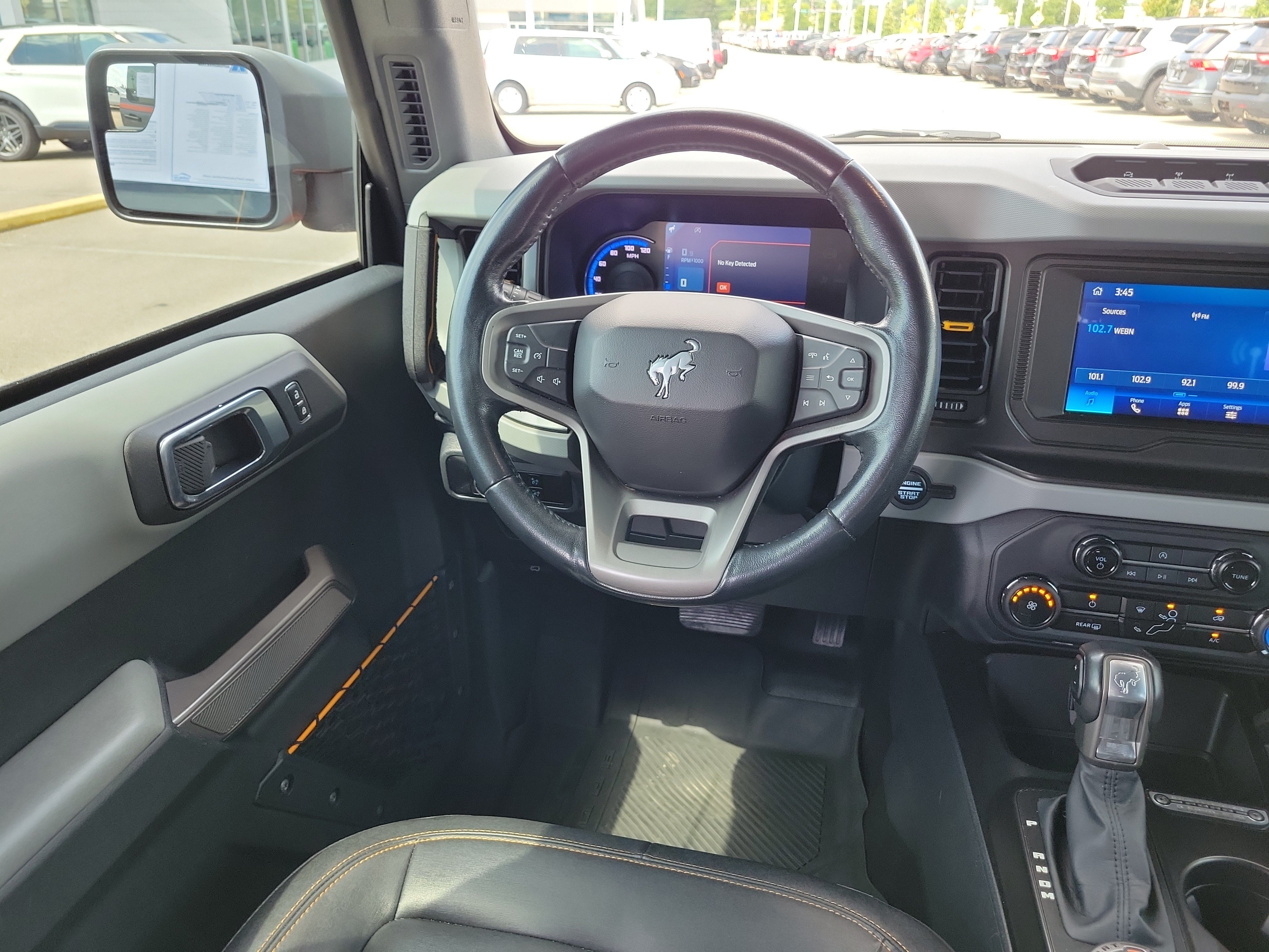 Used 2023 Ford Bronco Badlands AWD/4WD image 9