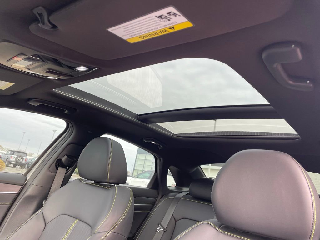Used 2026 Kia K5 GT image 24