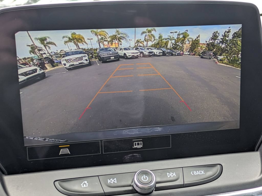Used 2025 Chevrolet Blazer LT AWD/4WD image 18