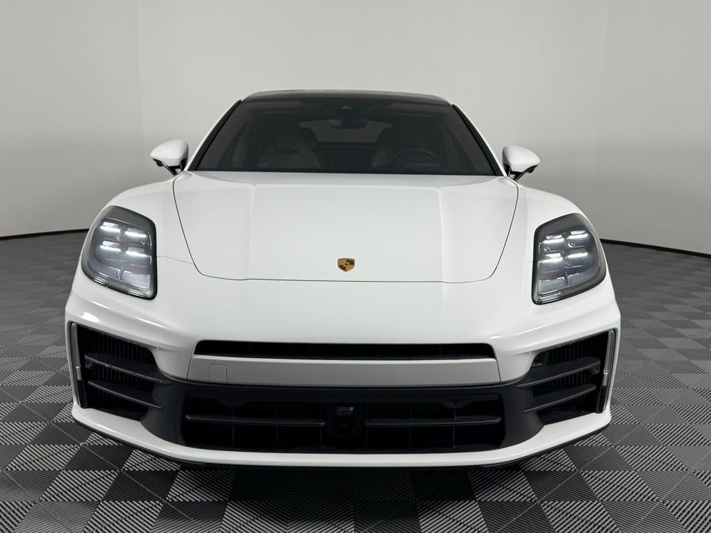 Certified 2025 Porsche Panamera 4 image 7
