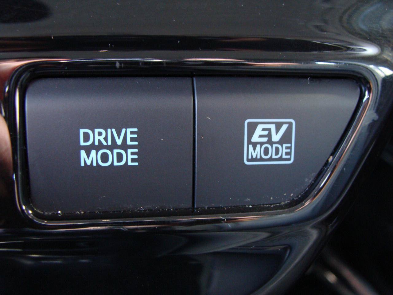Used 2016 Toyota Prius Two FWD image 20