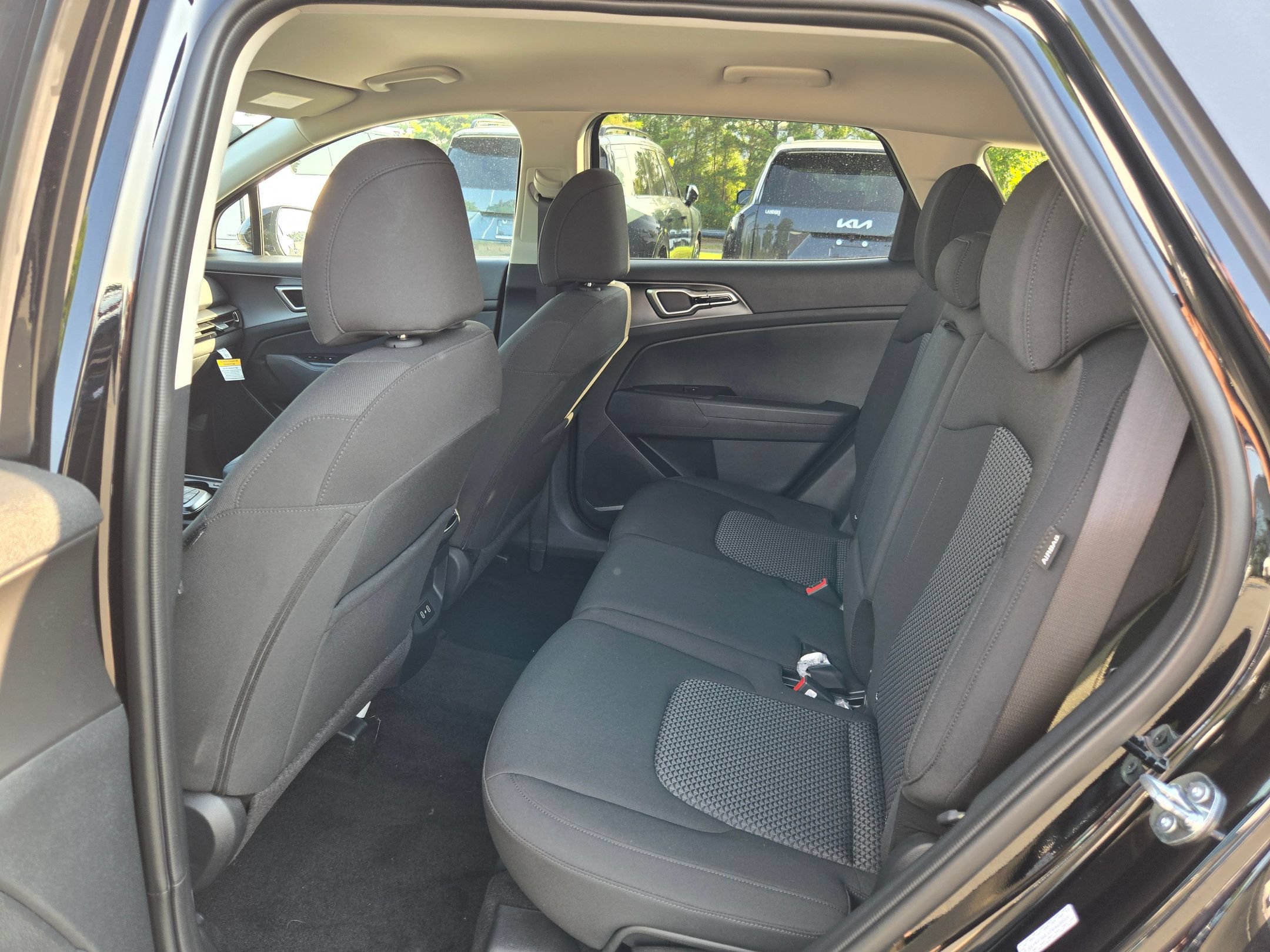 New 2026 Kia Sportage LX w/ LX Convenience Package FWD image 31