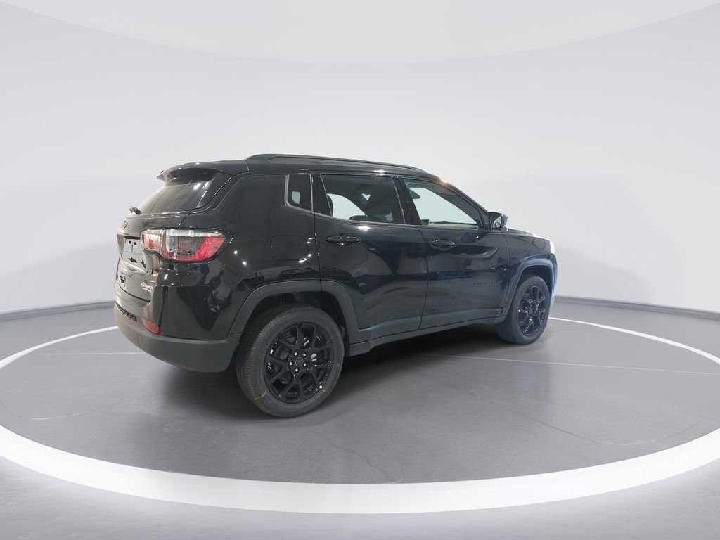 New 2026 Jeep Compass Latitude image 8