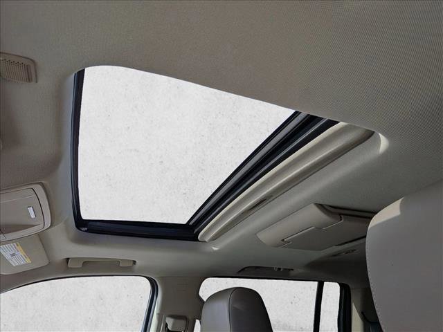 Used 2015 Chevrolet Suburban LTZ image 15