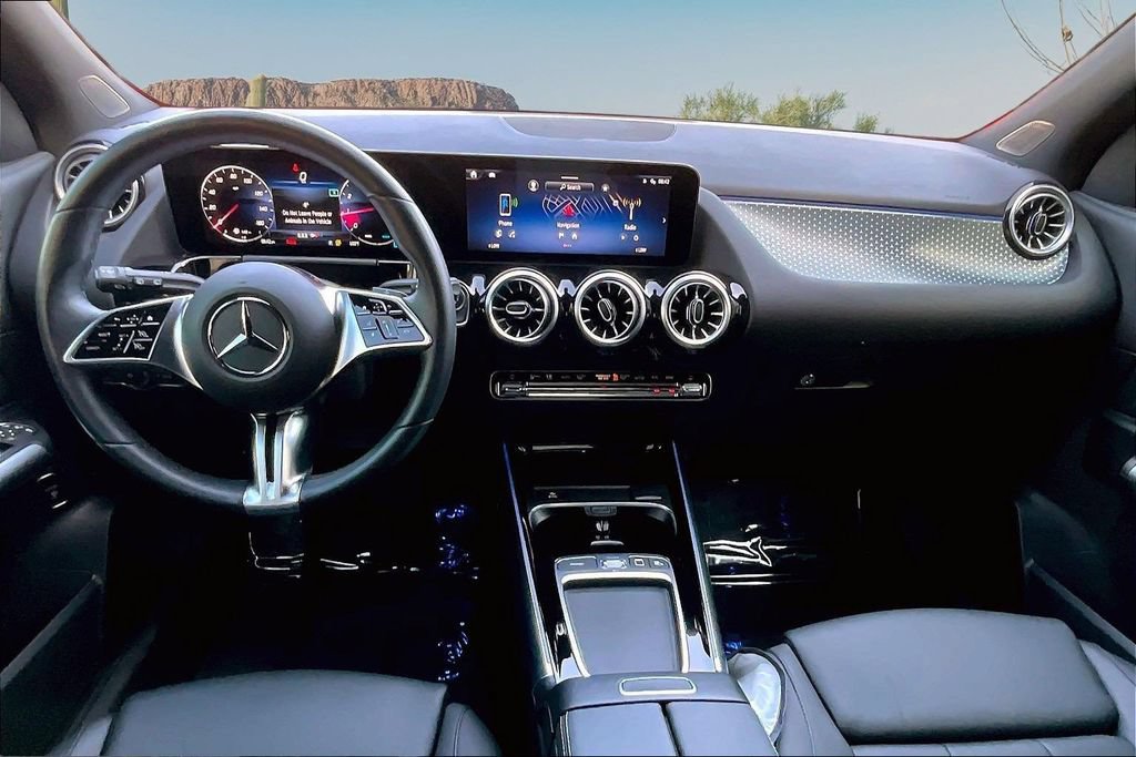 Used 2025 Mercedes-Benz GLA 250 image 16