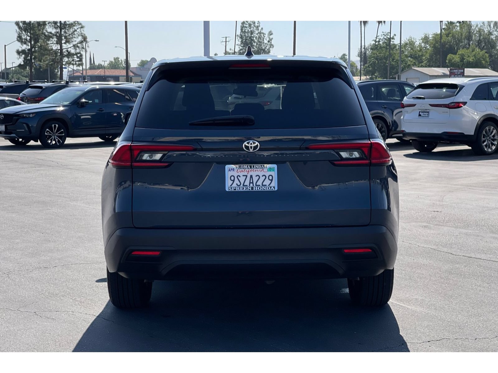 Used 2025 Toyota Grand Highlander FWD image 4