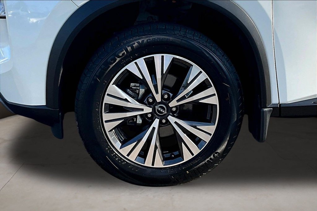 Certified 2023 Nissan Rogue SV AWD/4WD image 33
