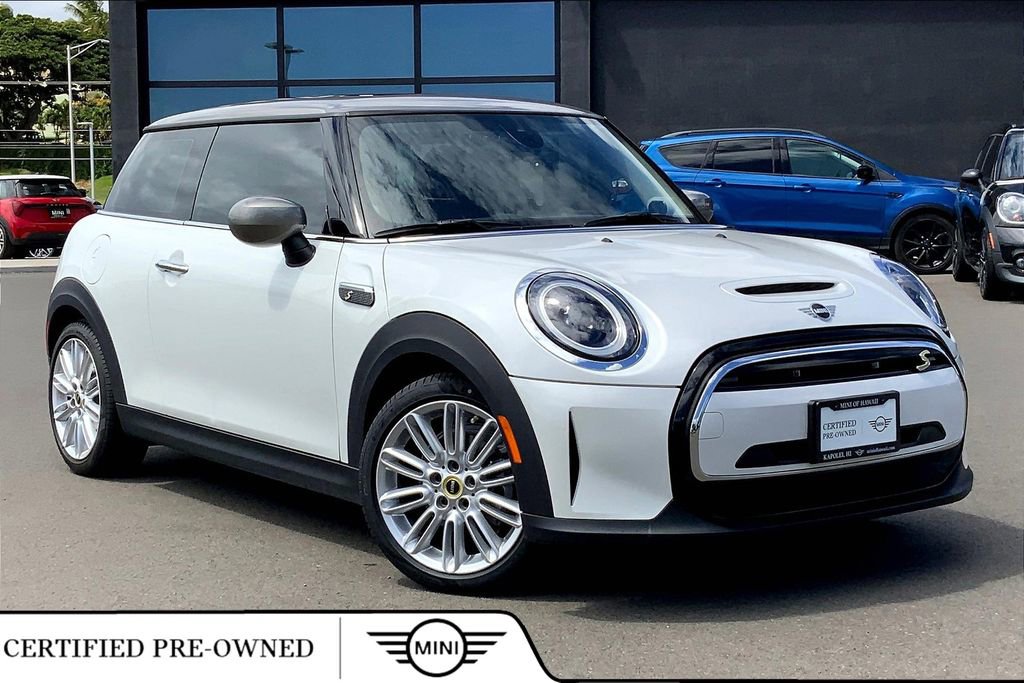 Certified 2024 MINI Cooper SE image 1