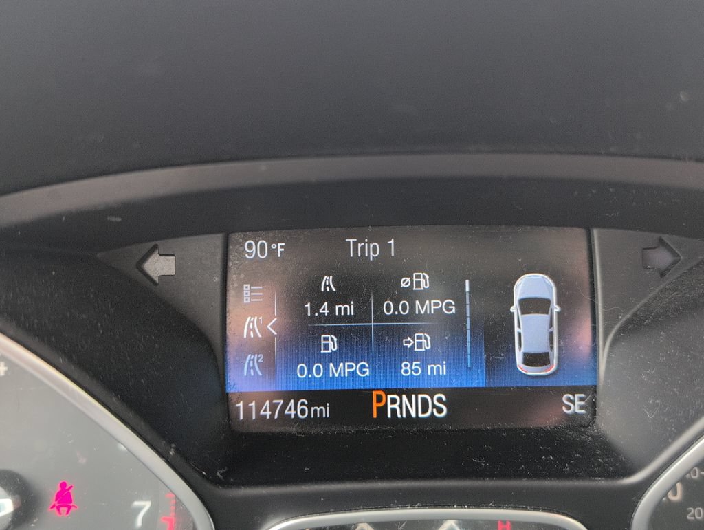Used 2016 Ford Focus SE w/ SE Sport Package FWD image 16
