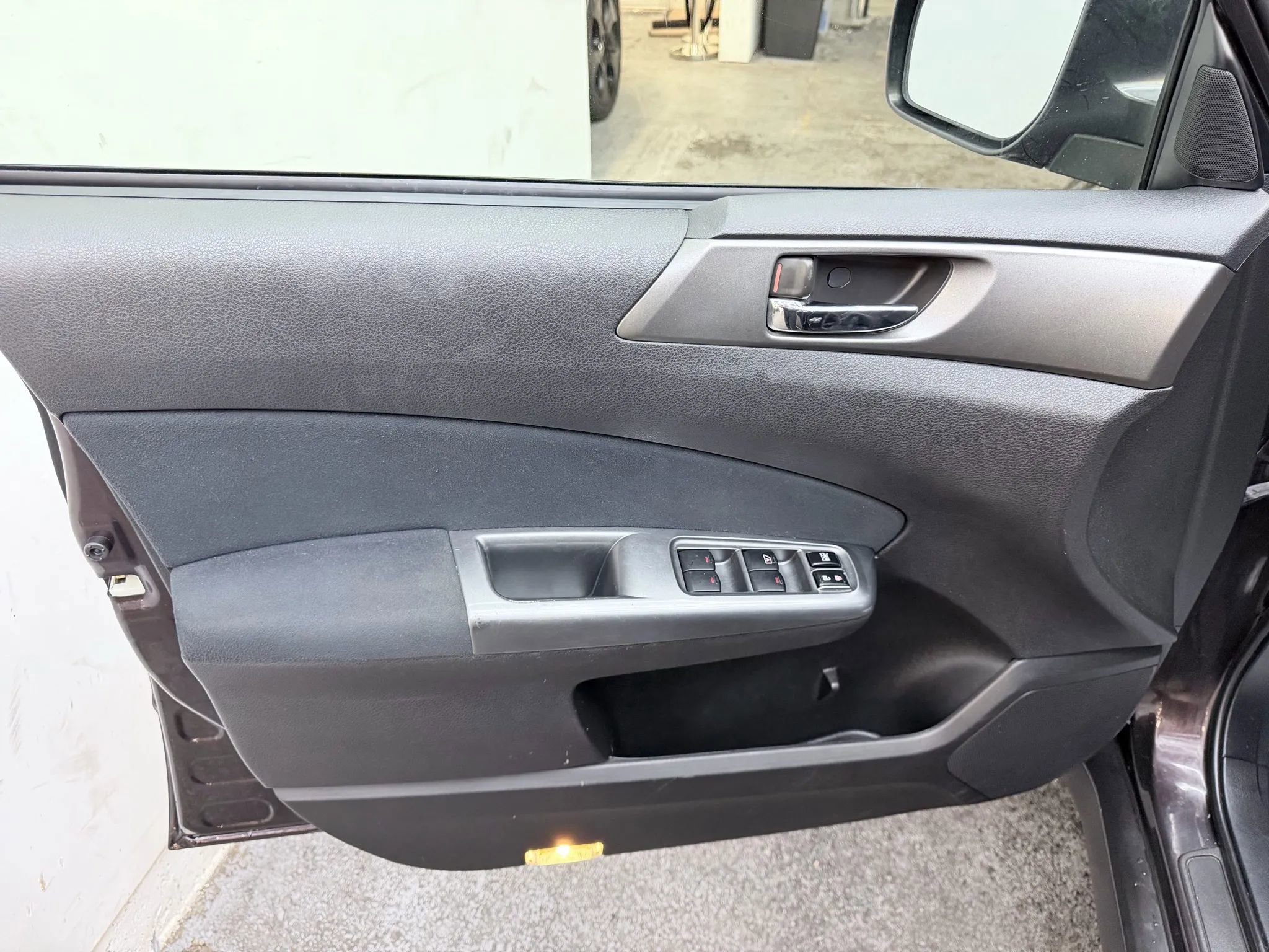 Used 2013 Subaru Forester 2.5X Limited image 8