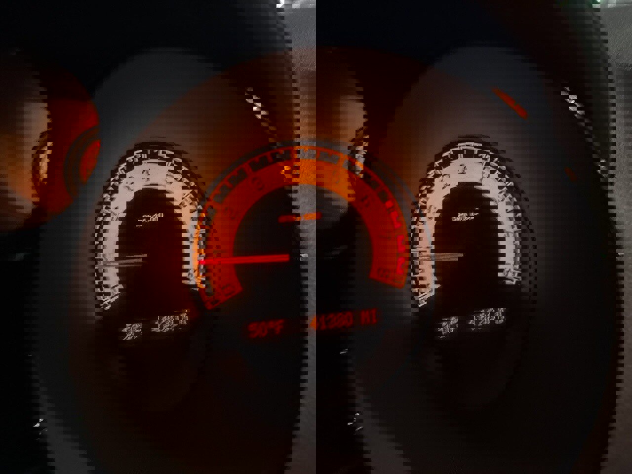 Used 2007 Saturn Sky Red Line image 7