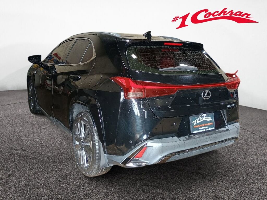 Used 2022 Lexus UX 200 F Sport w/ Accessory Package (Z2) image 21
