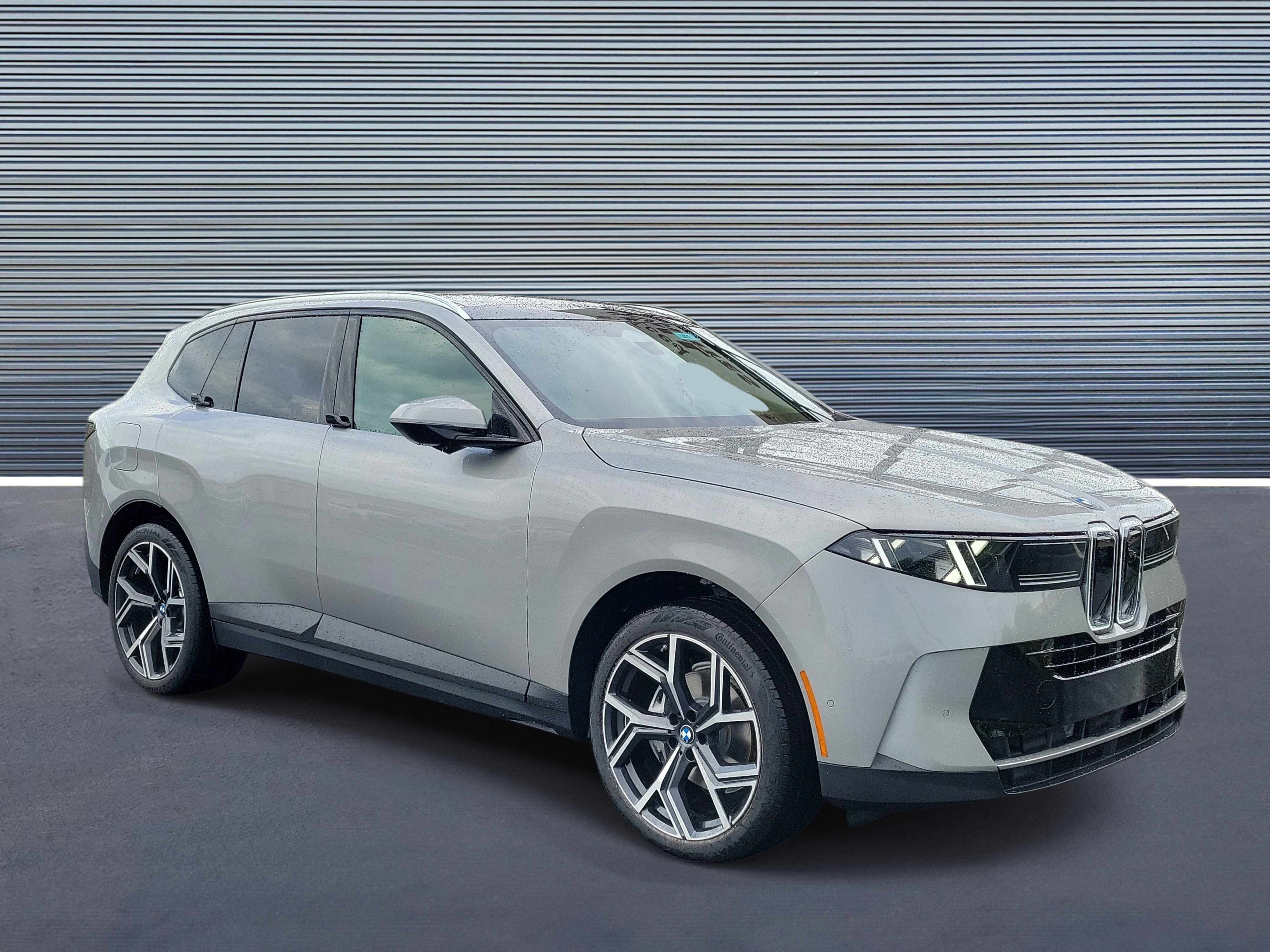 New 2027 BMW X5 xDrive50e w/ Climate Package AWD/4WD image 2