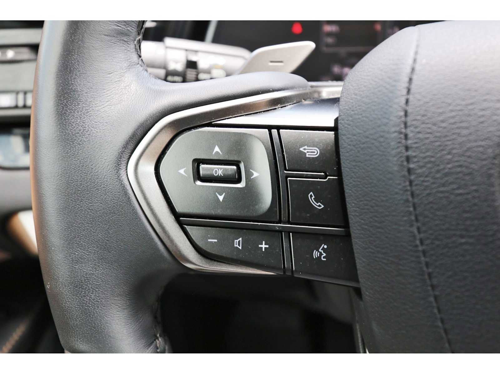 Used 2024 Lexus RX 350 Premium w/ Accessory Package (P2) AWD/4WD image 15